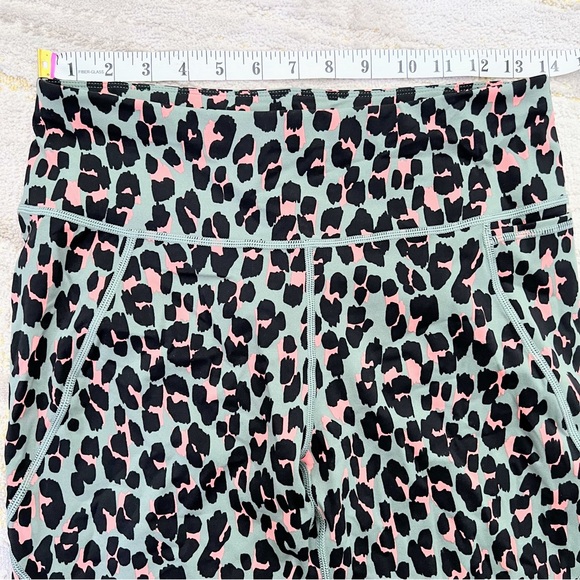 Sweaty Betty Leopard Print Power Pocket Workout Leggings size 8 Medium - Picture 6 of 15
